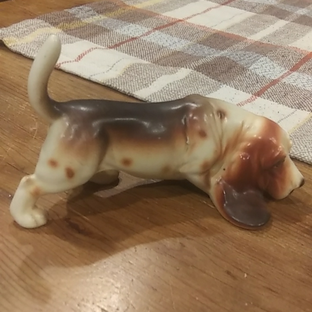 Vintage Bassett Hound Dog Figurine